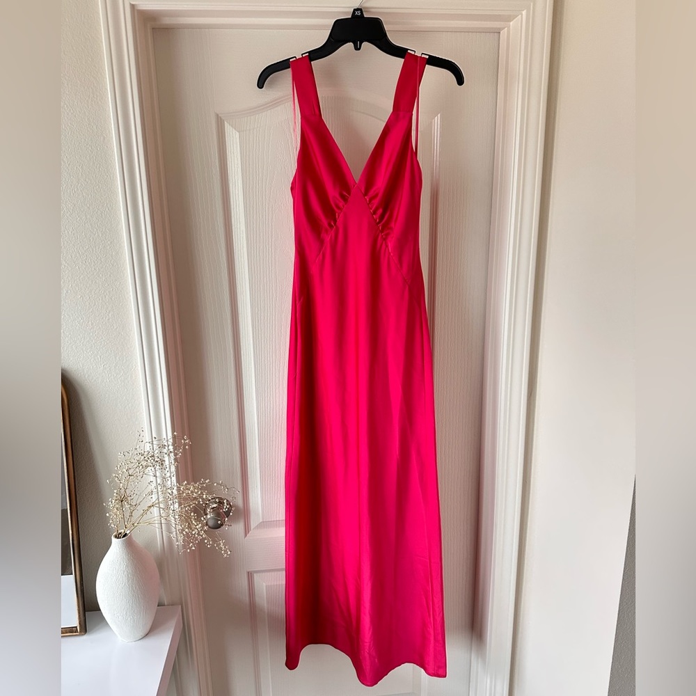 REVOLVE X House of Harlow 1960 dress 💕